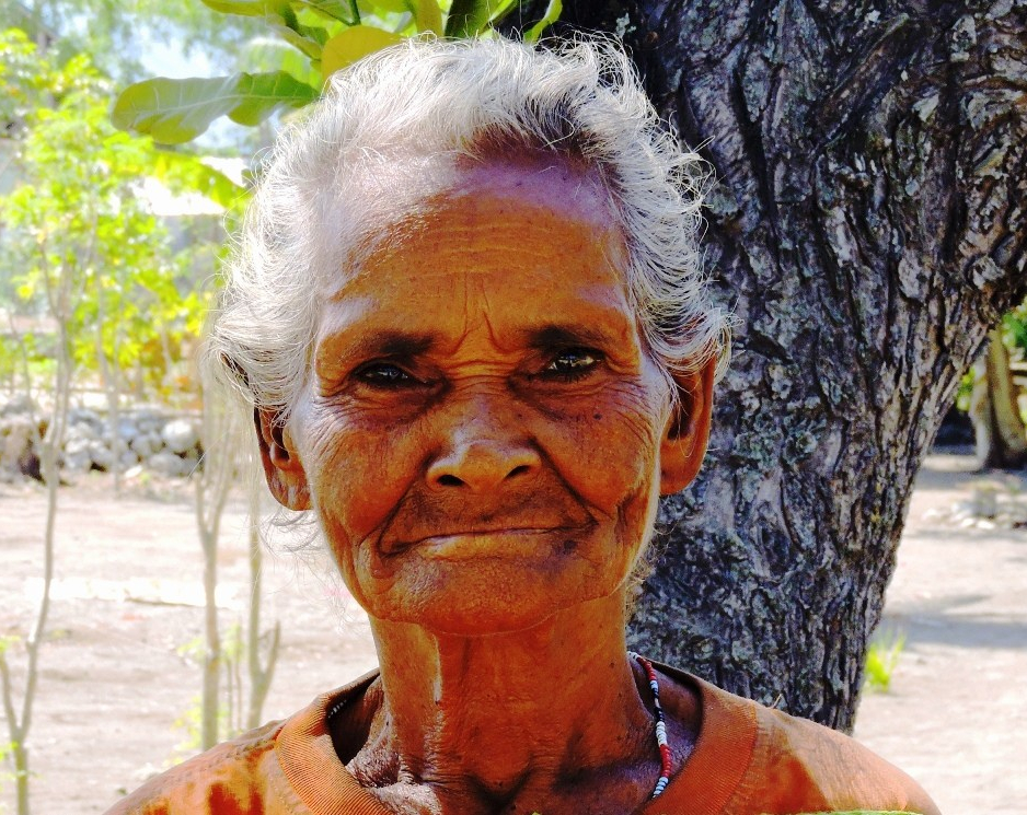 Timor donna al villaggio